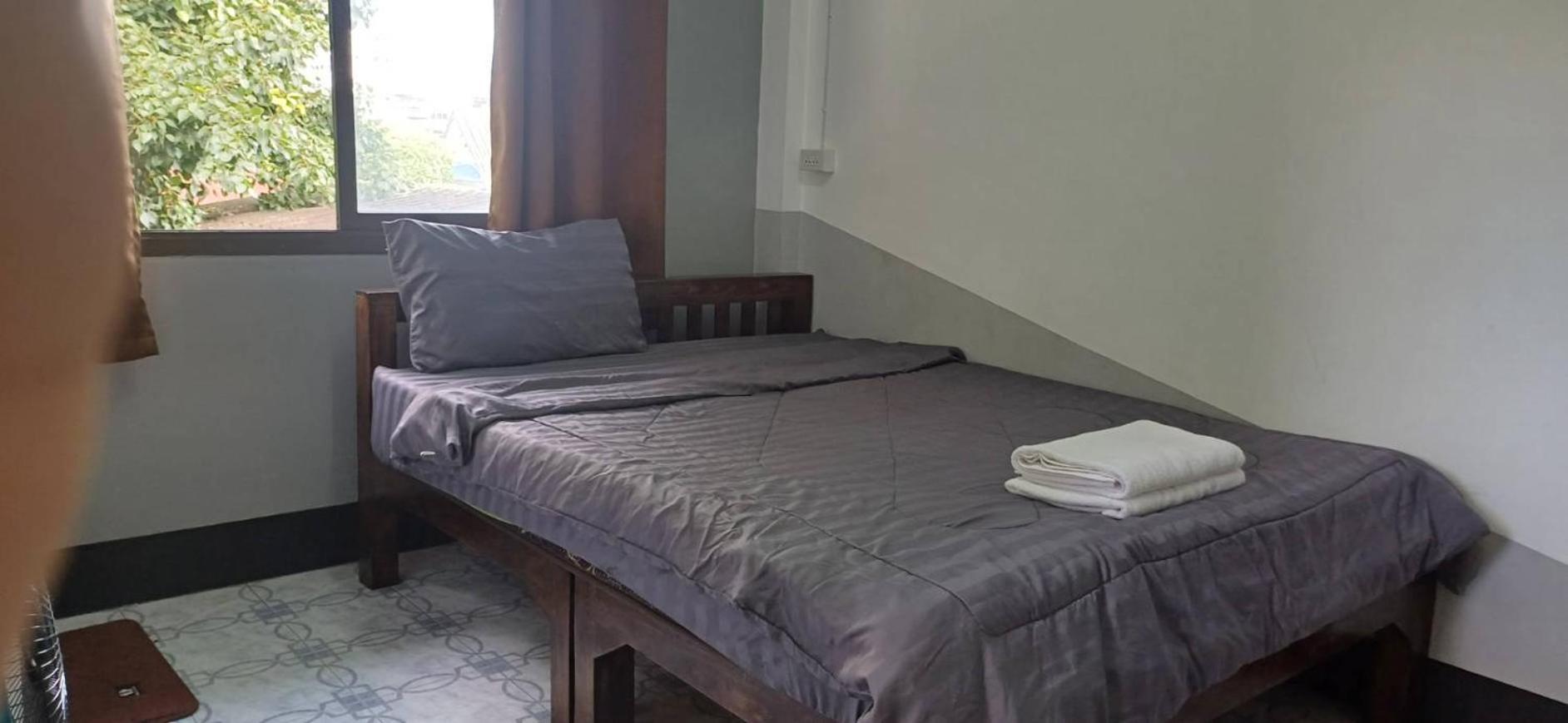 Satop Travelers Guesthouse 清邁 外观 照片