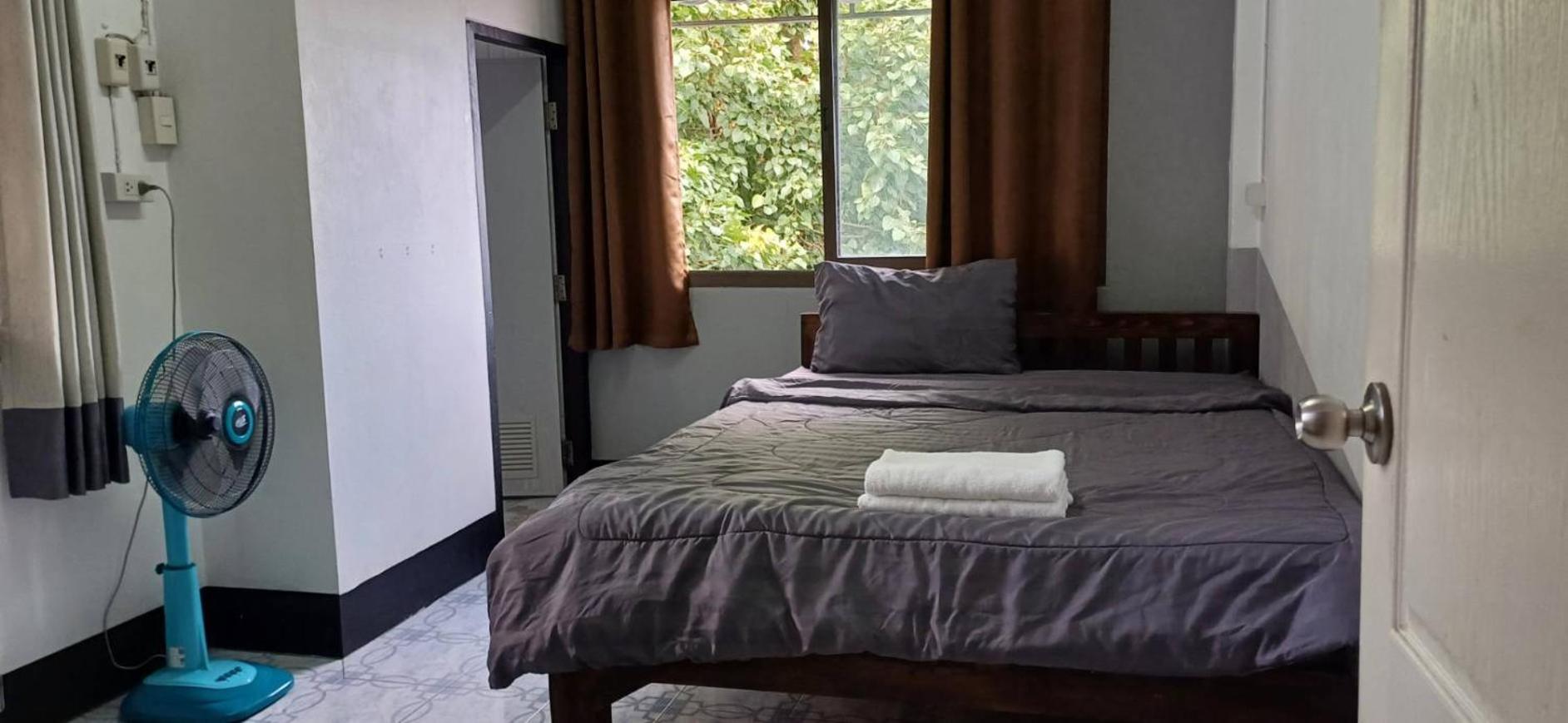 Satop Travelers Guesthouse 清邁 外观 照片